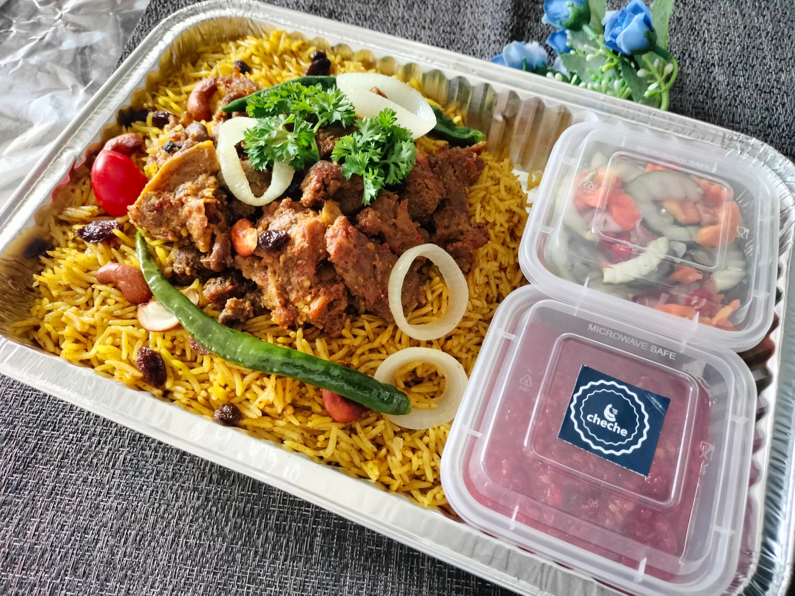 Paket Nasi Kebuli Kambing (4 Orang)